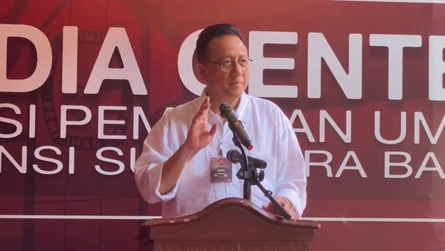 Irman Gusman usia mendaftar diri maju sebagai calon DPD RI mewakili Sumatera Barat. Foto: Dok. Istimewa