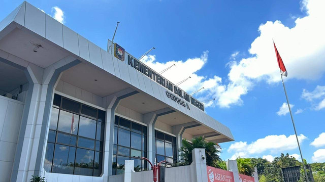 Gedung A Kementerian Dalam Negeri, Jl. Medan Merdeka Utara, Jakarta Pusat. Foto: Hedi/kumparan