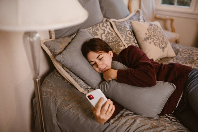 Ilustrasi cara agar tidak bosan dengan pasangan LDR. Sumber foto: Pexels/RDNE Stock project.