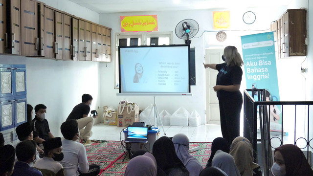 Cakap Charity to Orphanage. Foto: Dok. Cakap