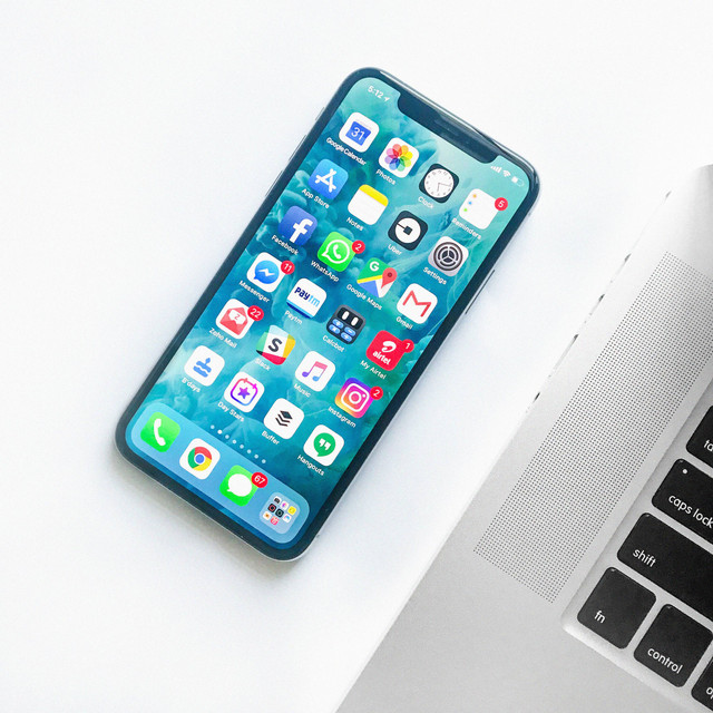 Ilustrasi Cara Daftar IMEI Iphone dan Kegunaannya, foto unsplash Rahul Chakraborty