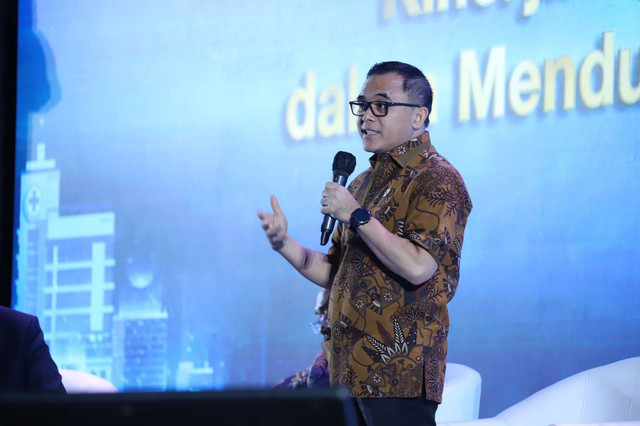 MenPANRB Abdullah Azwar Anas menjadi pembicara dalam sesi talkshow Rakornas Pelaksanaan Anggaran 2023 yang diadakan di Kementerian Keuangan, Rabu (17/5/2023). Foto: KemenPANRB