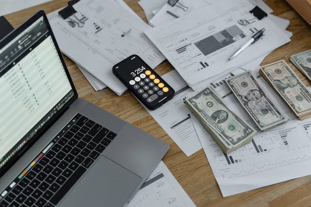 Ilustrasi Pendapatan Laba atau Keuntungan Profit. Foto: Pexels.com/Tima Miroshnichenko