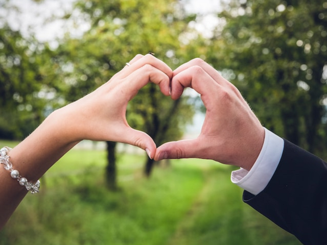 Ilustrasi kata-kata anniversary singkat bermakna. Sumber: MarkusSpiske/unsplash.com.