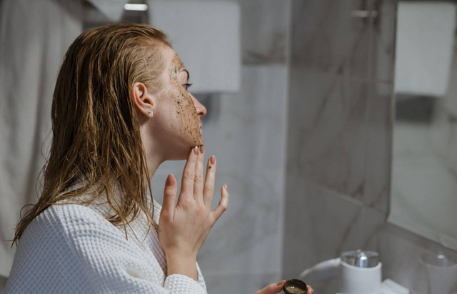 Ilustrasi cara membuat masker alami dari kopi. Sumber: Pexels