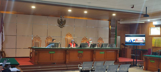 Suasana sidang penyuap Hakim Agung, Theodorus Yosep Parera dan Eko Suparno, di PN Bandung.  Foto: Rachmadi Rasyad/kumparan