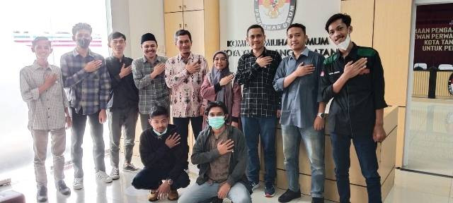 Pertemuan antara Mahasiswa Universitas Pamulang dengan Komisioner Komisi Pemilihan Umum Kota Tangerang Selatan. Foto : Dokumentasi Pribadi