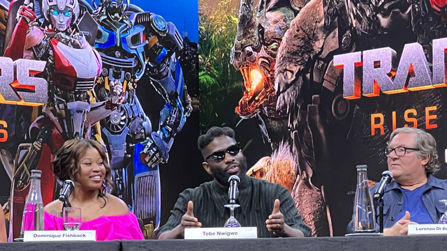 Dari kiri_ Dominique Fishback, Tobe Nwigwe, dan Produser Lorenzo di Bonaventura di konferensi pers World Premiere Transformers Rise of the Beasts di Singapura (26/5/2023). Foto: Agaton Kenshanahan/kumparan
