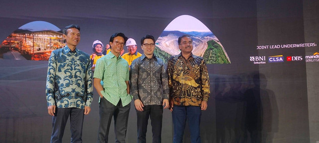 Direktur PT Amman Mineral Internasional Tbk (AMMN) dalam paparan publik di Hotel Kempinski Jakarta, Rabu (31/5/2023). Foto: Ghinaa Rahmatika/kumparan