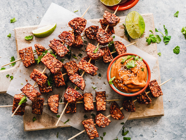 Ilustrasi Cara Membuat Tempe Bacem. Sumber: Unsplash/Ella Ollson