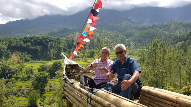 Pembangunan Infrastruktur Jalan Kunci Membenahi Pariwisata di Kabupaten  Mamasa | kumparan.com