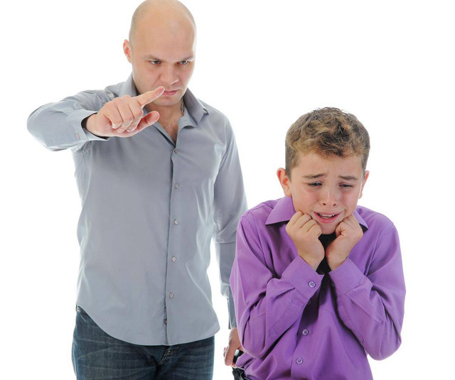 Ilustrasi Pengaruh Strict Parents Terhadap Perkembangan Dan Kesehatan Mental Anak l Sumber: Shutterstock