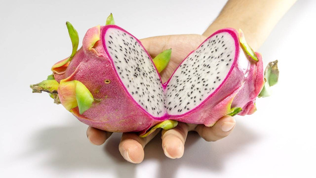Ilustrasi Manfaat Buah Naga Merah. (Foto: GoPlaces by https://pixabay.com/id/)