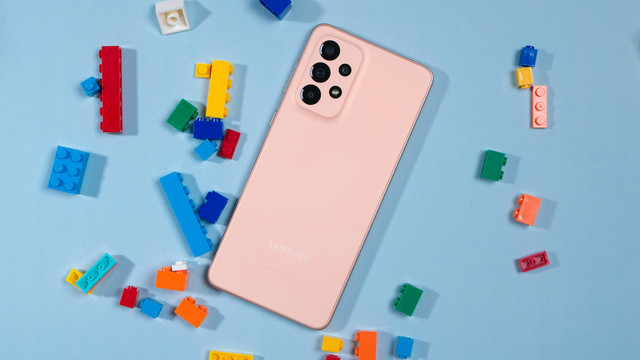 Ilustrasi Cara Mematikan HP Samsung A33 dengan Berbagai Metod. Foto: Unsplash.com/Shiwa ID