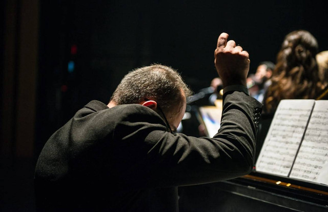 Ilustrasi Con Bravura artinya dalam dunia musik. Sumber: Pexels