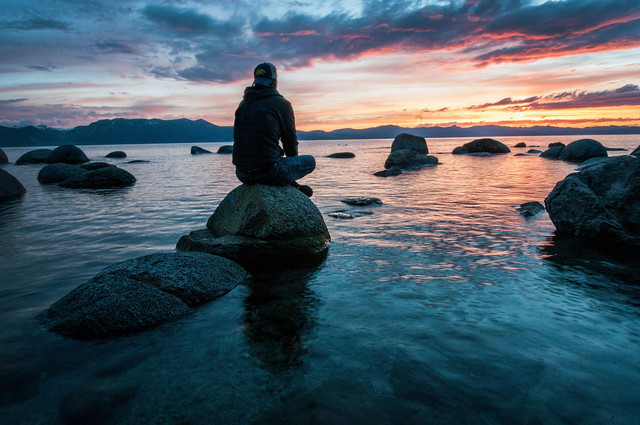 Ilustrasi Schizotypal. Foto: dok. Keegan Houser (Unsplash)