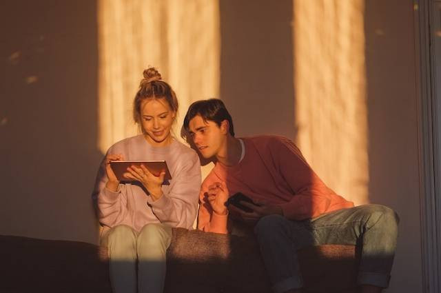 Ilustrasi tanda dia bukan jodoh kita, sumber foto: SHVETS production by pexels.com