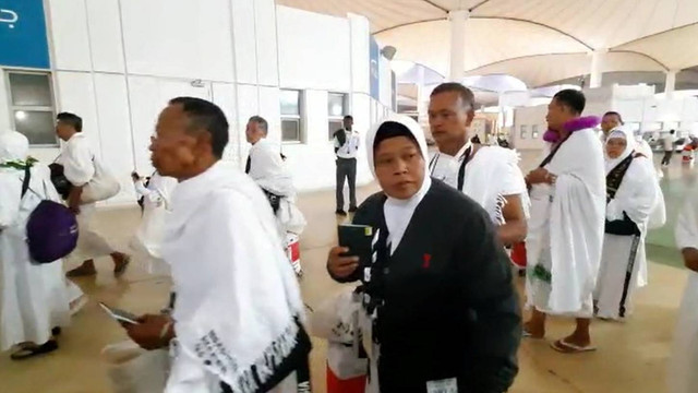 Jemaah haji gelombang 2 tiba di Jeddah, Arab Saudi. Foto: Dok. MCH 2023
