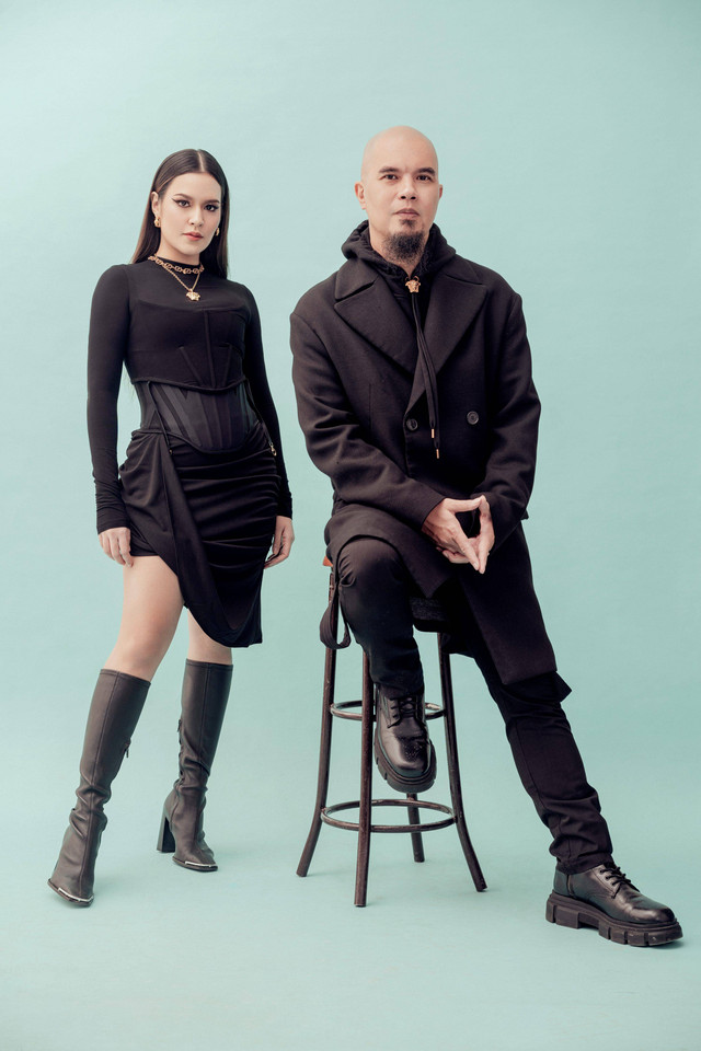 Duet 'Beauty and the Beast' Raisa dan Ahmad Dhani. Foto:  Ryan Tandya