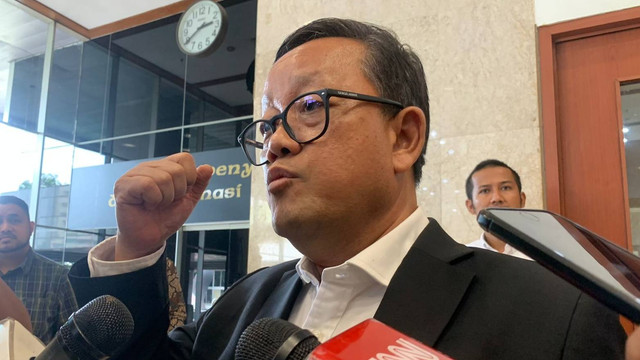 Ketua Komisi VII DPR, Sugeng Suparwoto di kawasan Gedung DPR, Jakarta pada Senin (12/6). Foto: Luthfi Humam/kumparan