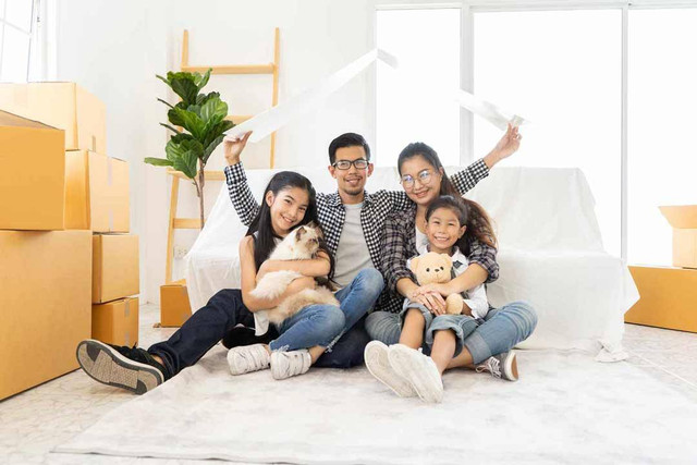 Tips memilih asuransi sesuai usia. Foto: Shutterstock