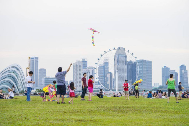 Ilustrasi liburan bersama keluarga di Singapura. Foto: Shutterstock