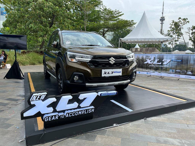PT Suzuki Indomobil Sales (SIS) resmi meluncurkan Suzuki XL7 Hybrid di Jakarta (15/6/2023). Foto: Sena Pratama/kumparan