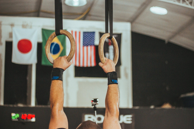 Ilustrasi: Manfaat Handgrip. Sumber: Victor Freitas/Pexels.com