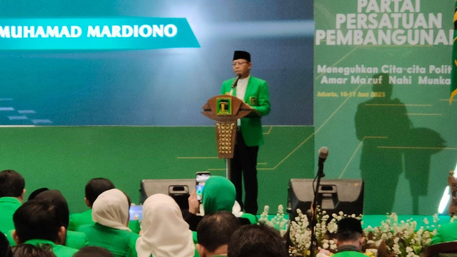 Plt Ketua Umum PPP, Muhammad Mardiono dalam sambutannya di pembukaan Rapimnas VI, Hotel Senayan, Jakarta, Jumat (16/6/2023). Foto: Zamachsyari/kumparan