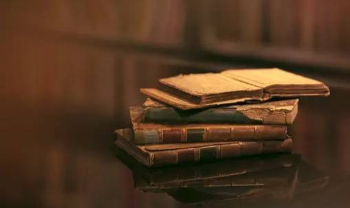 Ilustrasi Sinonim Menyampaikan Sumber www.unsplash.com
