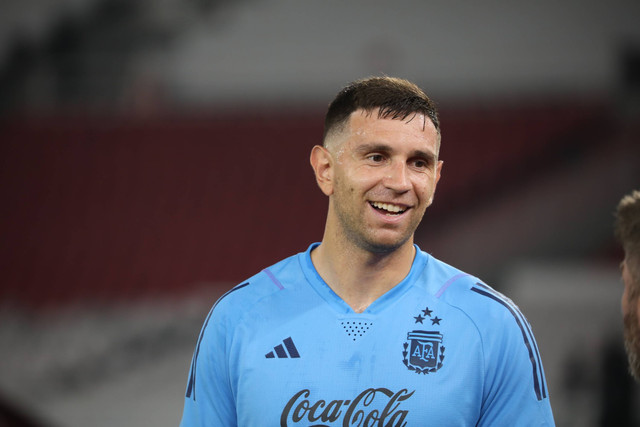 Penjaga gawang Timnas Argentina Emiliano Martinez. Foto: Aditia Noviansyah/kumparan