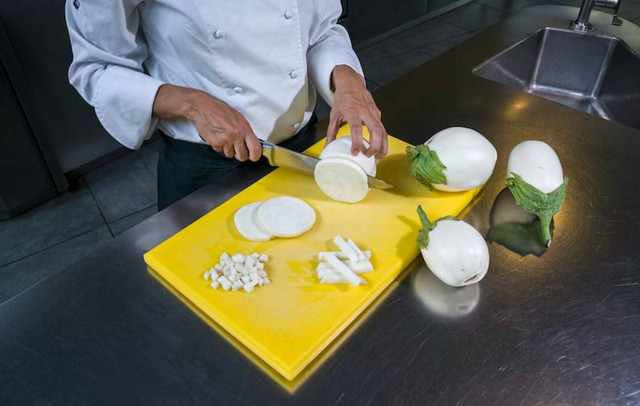 Ilustrasi manfaat terong putih bagi kesehatan. Sumber: Pexels