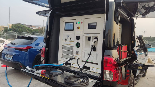 Powerbank berjalan milik Lexus, Lexus Mobile Concierge Service. Foto: Aditya Pratama Niagara/kumparan