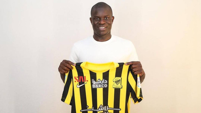 N'Golo Kante berseragam klub Arab Saudi, Al Ittihad. Foto: Instagram/@ittihadclub.sa