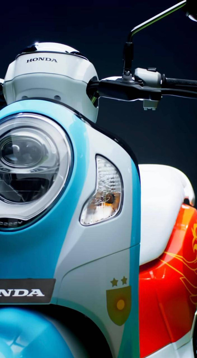 Honda Scoopy edisi terbatas laga Indonesia vs Argentina. Foto: dok. Astra Honda Motor