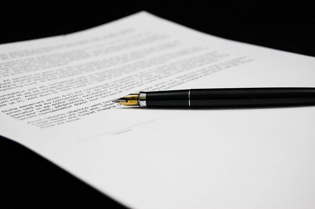 Ilustrasi surat keterangan penghasilan orang tua. Foto: Pixabay
