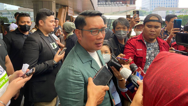 Gubernur Jawa Barat Ridwan Kamil saat menghadiri acara Indonesia Net-Zero Summit yang diselenggarakan FPCI di Djakarta Theater XXI, Jakarta Pusat, Sabtu (24/6/2023). Foto: Aliyya Bunga/kumparan