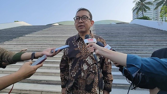 Ketua BKSAP Fadli Zon di Kompleks Parlemen, Jakarta, Senin (26/6). Foto: Zamachsyari/kumparan