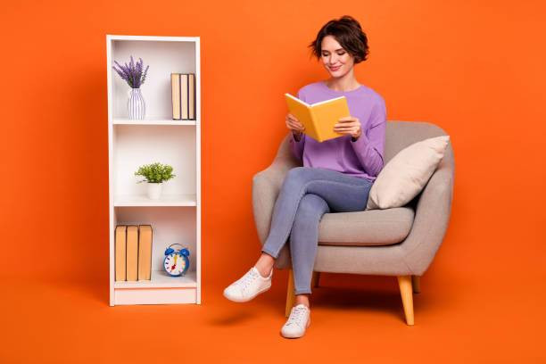 Ilustrasi Lawan Kata Prominen, Foto: Unsplash.