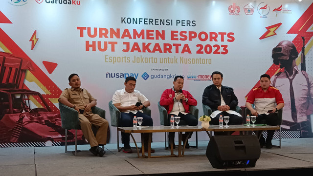Konferensi pers turnamen esports HUT DKI Jakarta yang digelar oleh Pengprov ESI DKI Jakarta di Gedung Tribrata, Jakarta, Senin (26/6). Foto: Jodi Hermawan/kumparan
