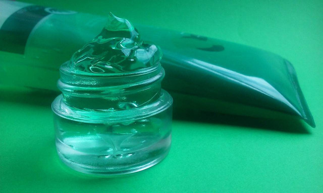 Ilustrasi Gambar Cara Memakai Wardah Aloe Vera Gel, Foto: Pixabay/Lovesevenforty
