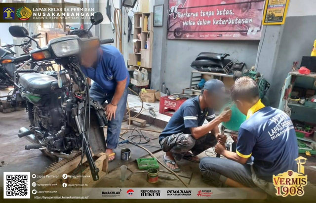 WBP Pidana Seumur Hidup di Lapas Permisan Pandai Restorasi Motor