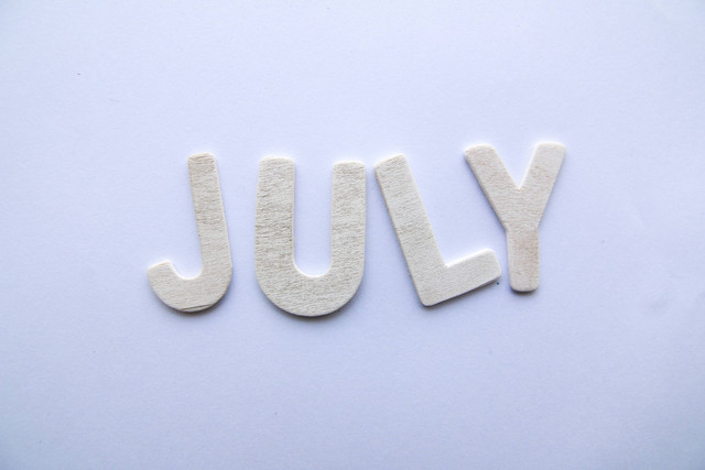 Caption tentang Bulan Juli tentang Semangat Menyambut Bulan Baru. Foto: Unsplash/Glen Carrie.