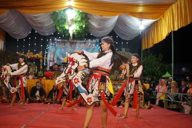 Jathilan di desa Pateken, foto dari teman saya ig @dodi_bayuu