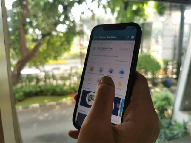 Ilustrasi cara melihat tagihan listrik di PLN Mobile. Foto: PLN