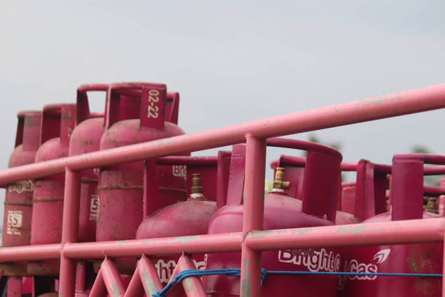 Ilustrasi Cara Pasang Tabung Gas LPG, Foto: unsplash/Mufid Majnun