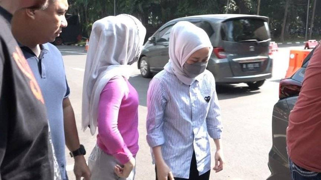 Rihana dan Rihani tiba di Polda Metro Jaya, Jakarta, Selasa (4/7/2023). Foto: Dok. Istimewa