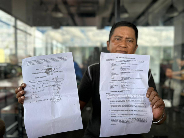 Asmad, warga Wajok Hulu yang melaporkan kasus pencurian 20 buah kelapa. Foto: Teri/Hi!Pontianak