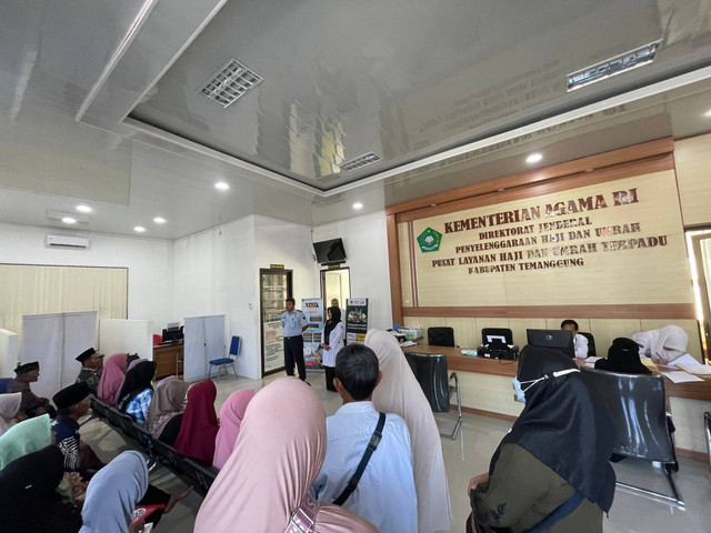 Kabar Bahagia Bagi Calon Jamaah Umroh Temanggung,Layanan Eazy Paspor Telah Hadir