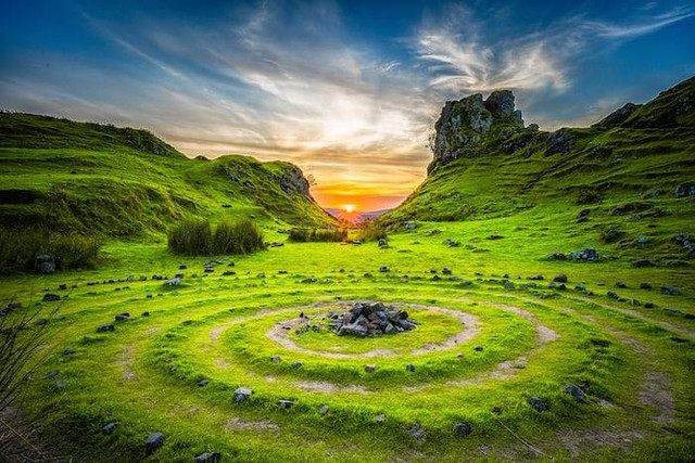 Ilustrasi manfaat sumber daya alam. Sumber: unsplash.com/ Robert Lukeman